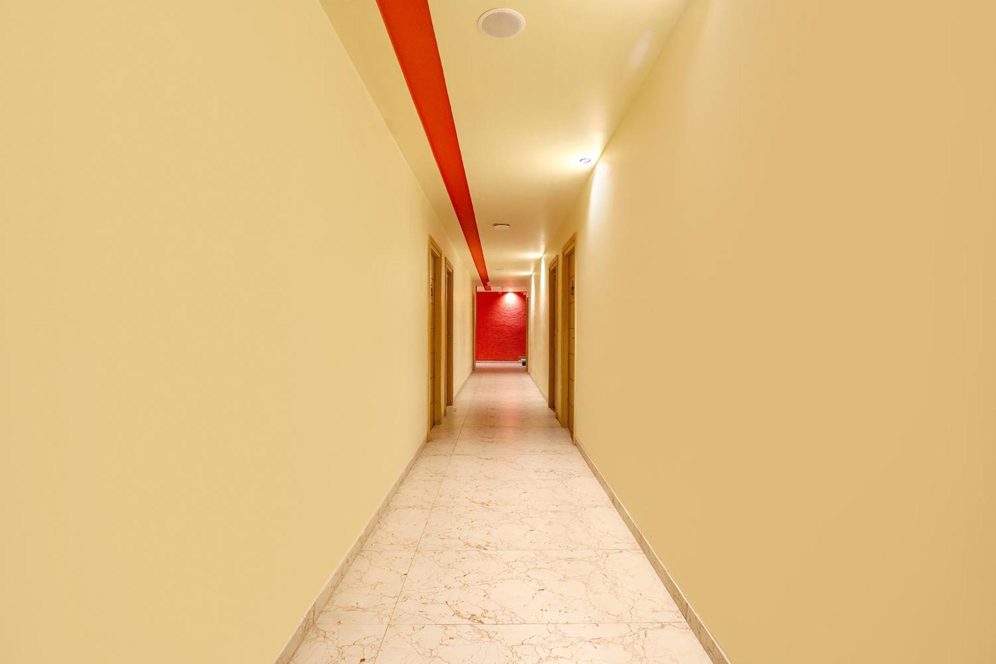 Fabhotel Nestlay High Court - Nr Parry's Corner Hotel Chennai