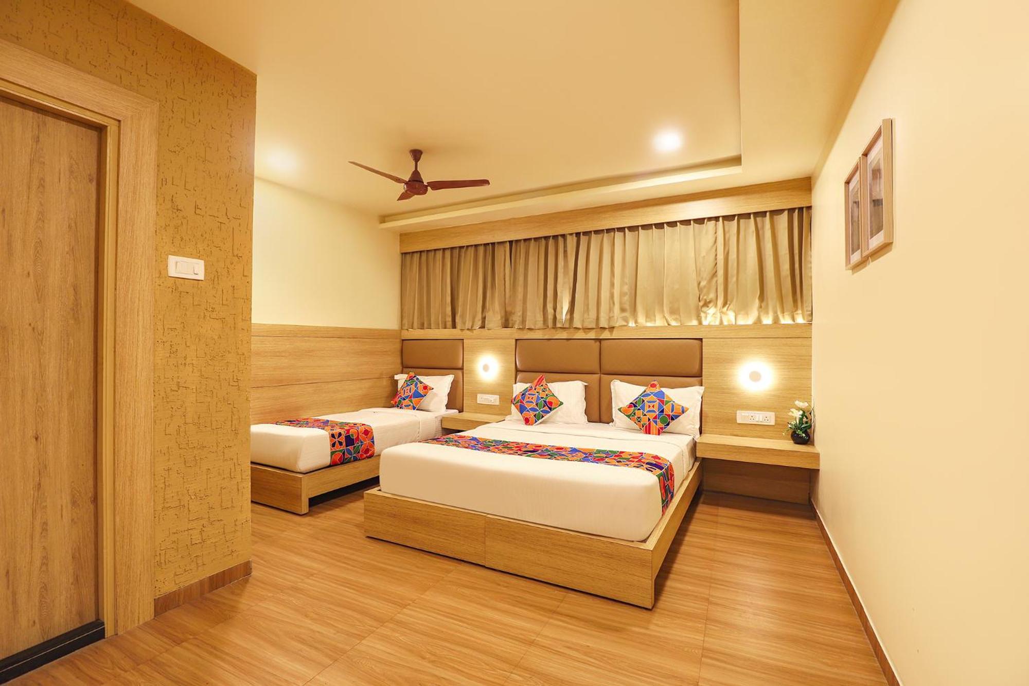 Fabhotel Nestlay High Court - Nr Parry's Corner Hotel